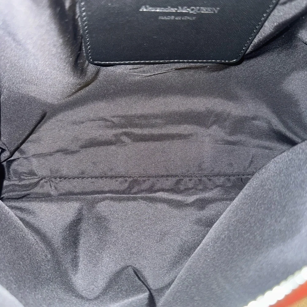 Alexander McQueen alexander mcqueen